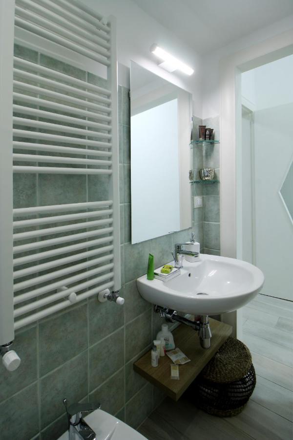 Dimora Camicia 84 Apartment Monopoli Luaran gambar